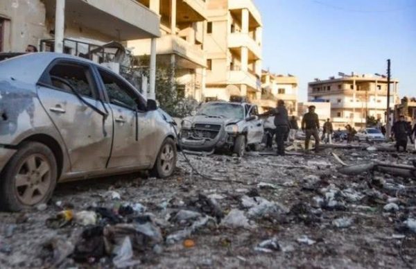 美媒称叙利亚西北部遭空袭16人死亡，包括学生和教师